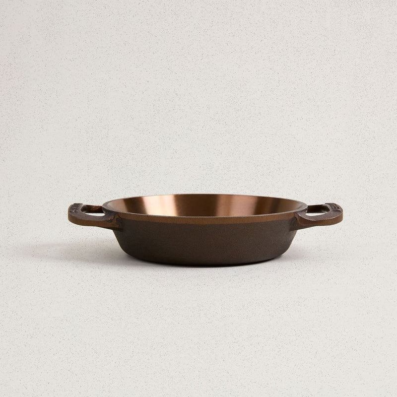 Load image into Gallery viewer, Smithey Ironware No. 6 Dual Handle Skillet
