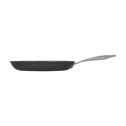 Le Creuset Essential Non-stick Ceramic Fry Pan