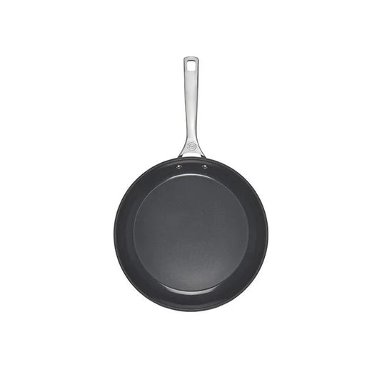 Le Creuset Essential Non-stick Ceramic Fry Pan