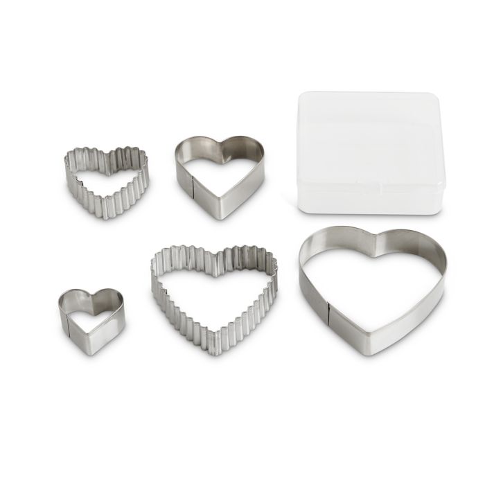 Load image into Gallery viewer, Mrs. Anderson's Baking Heart Cutter with Storage Container, Set of 5
