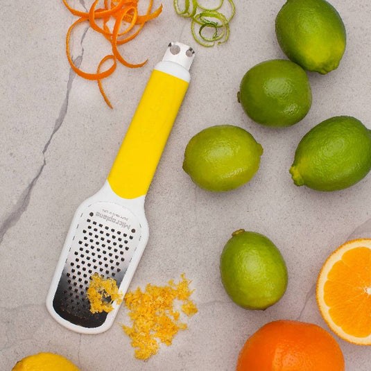 Microplane® Ultimate Citrus Tool 2.0 - Citrus Zester and Channel Knife
