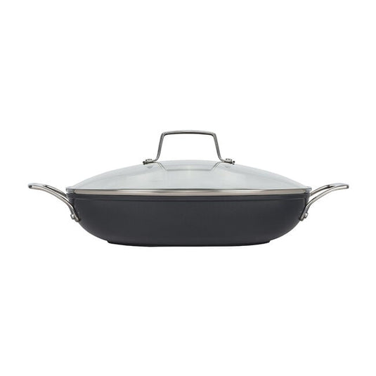 Le Creuset Essential Non-stick Ceramic Shallow Braiser with Glass Lid
