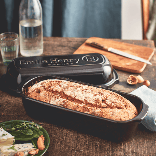 Emile Henry Pullman/Long Loaf Bread Baker