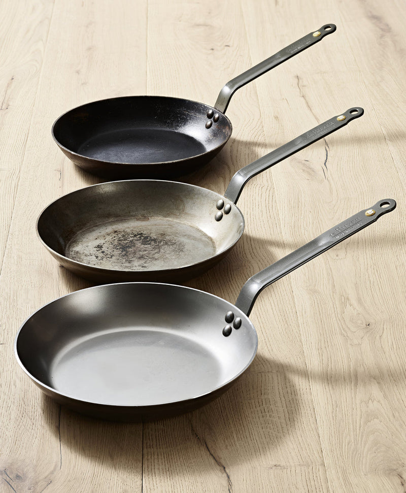 Load image into Gallery viewer, de Buyer MINERAL B Classic Carbon Steel Fry Pan
