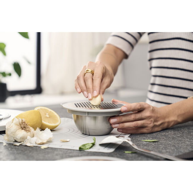 Load image into Gallery viewer, ZWILLING Fresh &amp; Save Bowl Accessory Set, S/M/L / 5-pc
