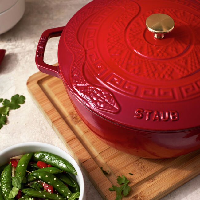Load image into Gallery viewer, Staub Essential French Oven with Snake Lid 5.25 QT *SALE*
