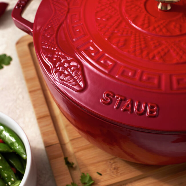 Load image into Gallery viewer, Staub Essential French Oven with Snake Lid 5.25 QT *SALE*
