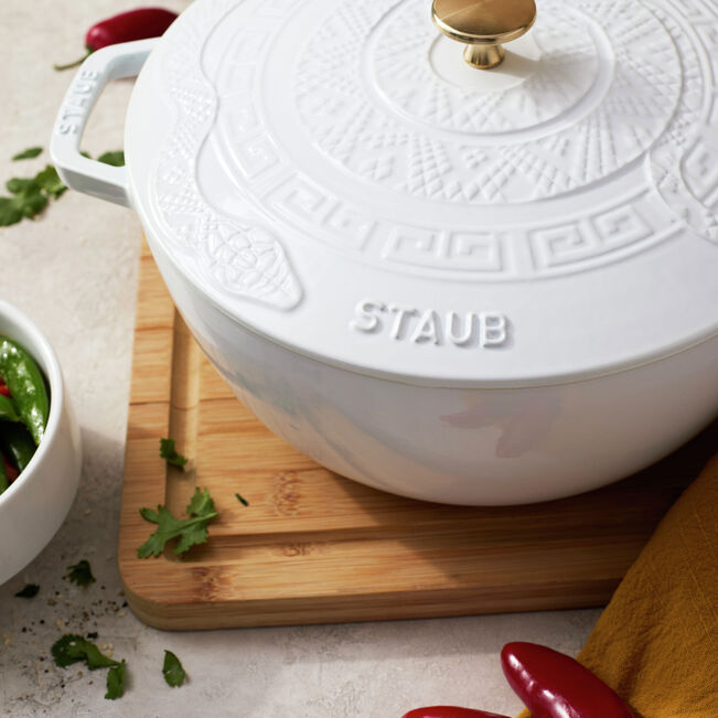 Load image into Gallery viewer, Staub Essential French Oven with Snake Lid 5.25 QT *SALE*
