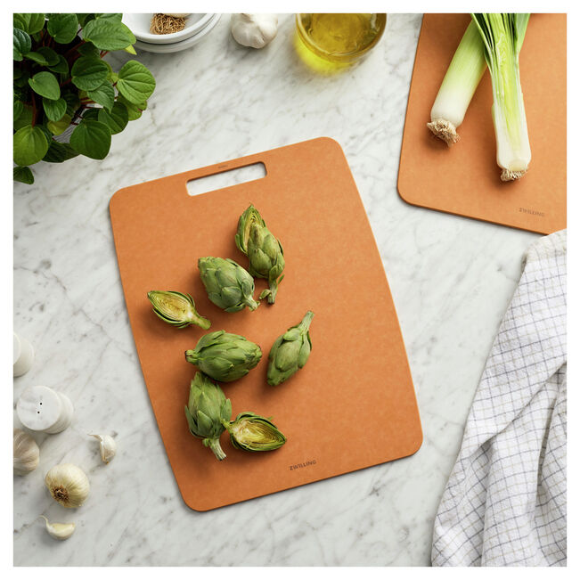 Load image into Gallery viewer, Zwilling Fiber Wood Cutting Board – 14.5" x 11.25"
