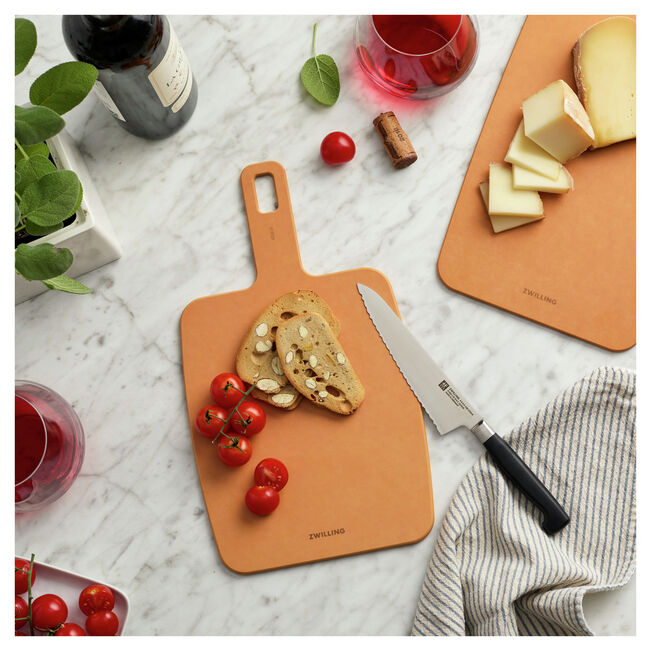 Load image into Gallery viewer, Zwilling Fiber Wood Cutting Board – 13" x 7.5"
