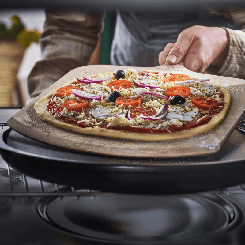 Load image into Gallery viewer, Emile Henry Pizza Station
