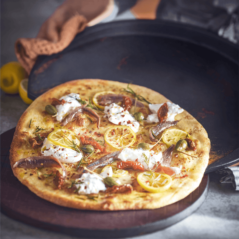 Load image into Gallery viewer, Emile Henry Pizza Station
