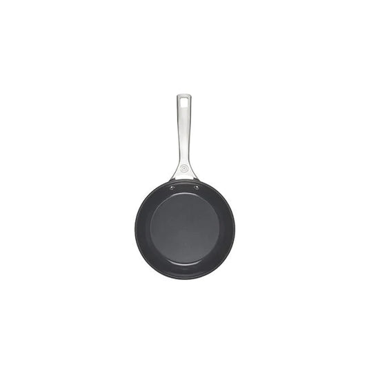 Le Creuset Essential Non-stick Ceramic Fry Pan