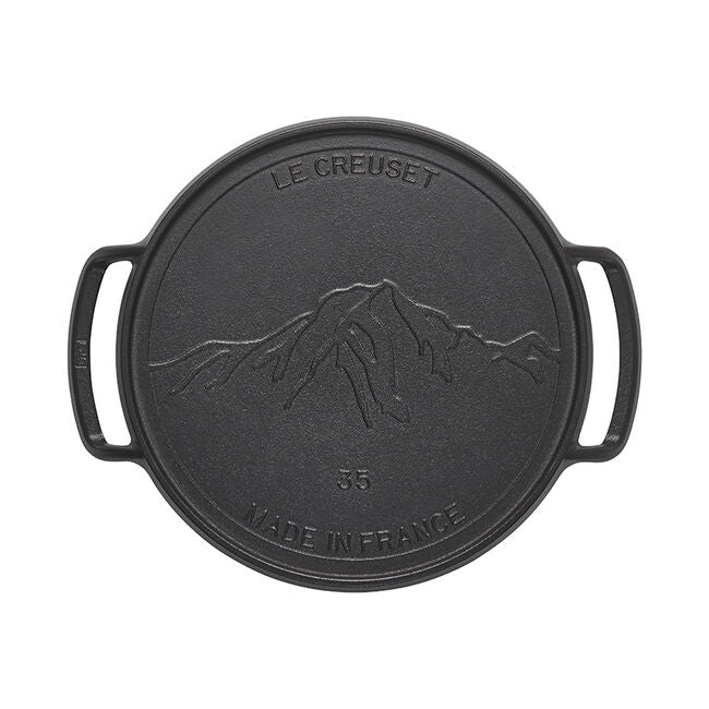 Load image into Gallery viewer, Le Creuset Alpine Outdoor Collection Pizza Pan
