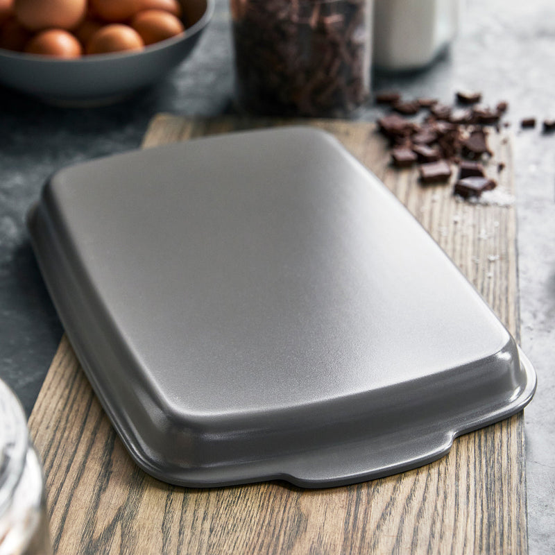 Load image into Gallery viewer, GreenPan Premiere Ovenware Ceramic Nonstick 13" x 9" Quarter Sheet Pan
