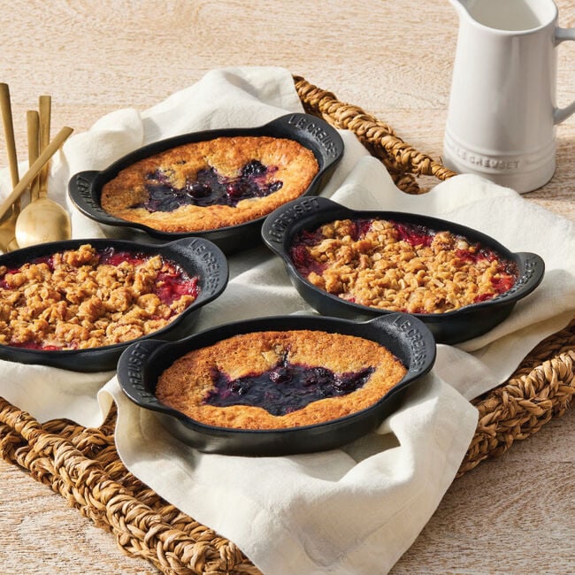 Load image into Gallery viewer, Le Creuset Gourmand Collection Oval Baker, Set of 4
