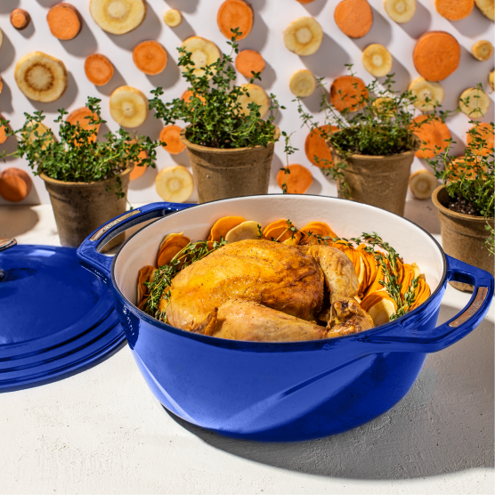 Load image into Gallery viewer, Lodge USA Enamel™ 7.5 Qt. Enameled Cast Iron Dutch Oven
