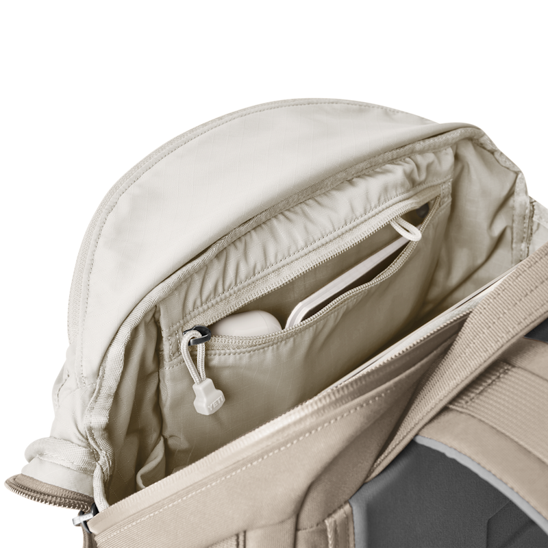Load image into Gallery viewer, YETI Crossroads 22L Backpack
