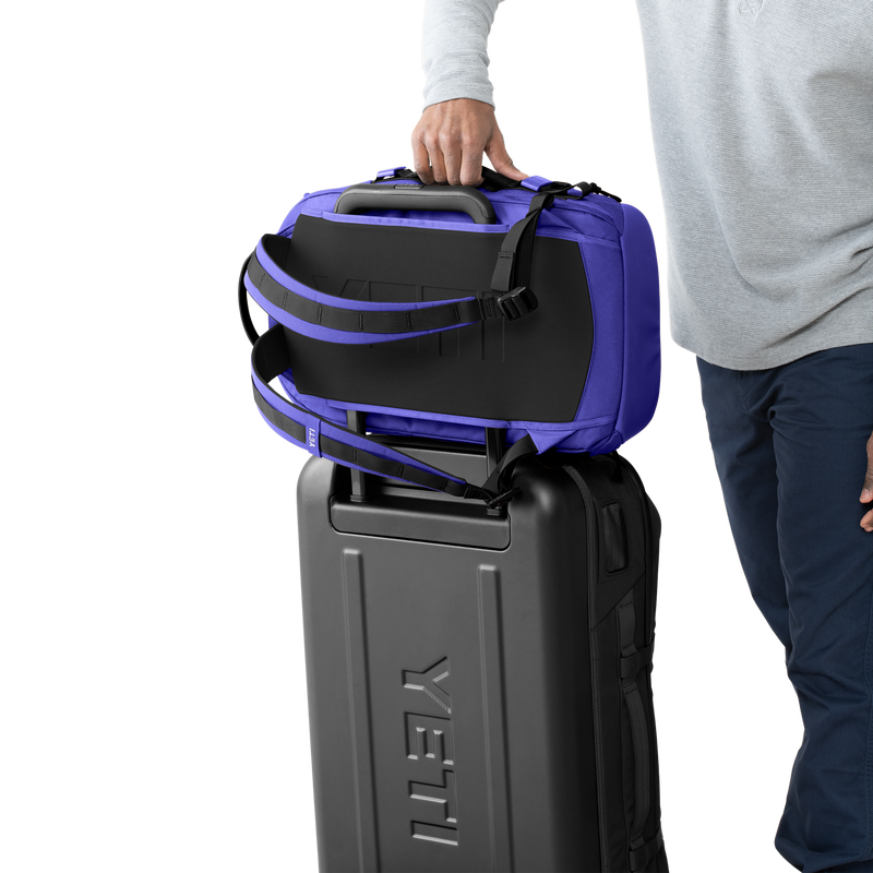 Load image into Gallery viewer, YETI Crossroads 27L Backpack
