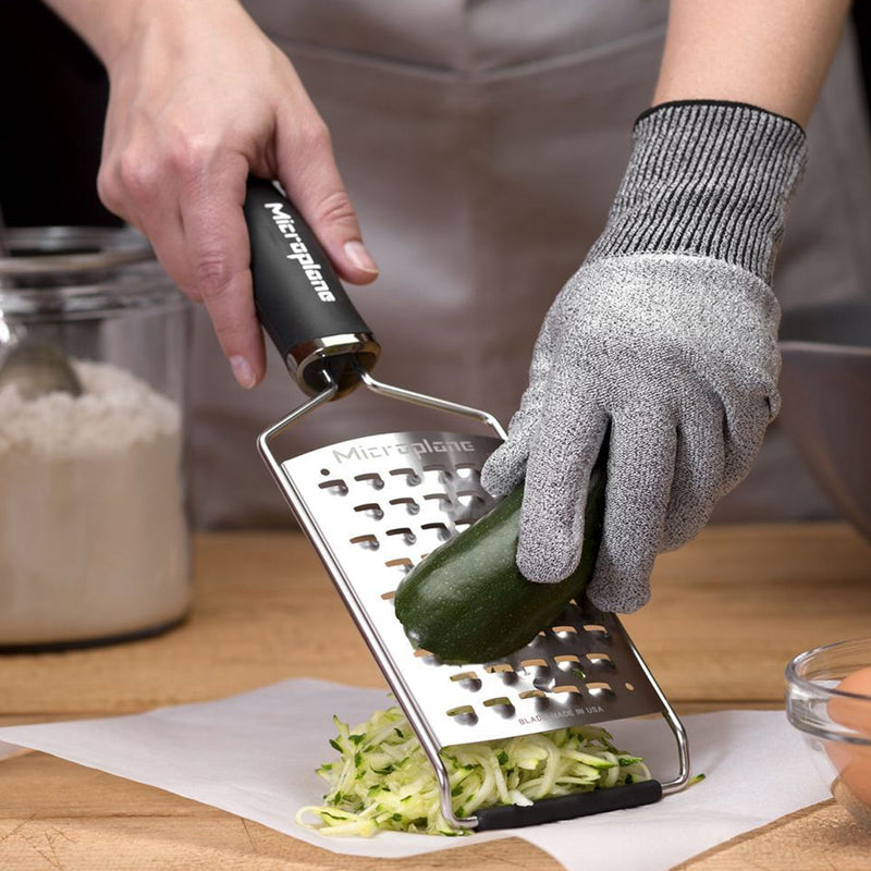 Load image into Gallery viewer, Microplane® Cut Resistant Kitchen Safety Glove
