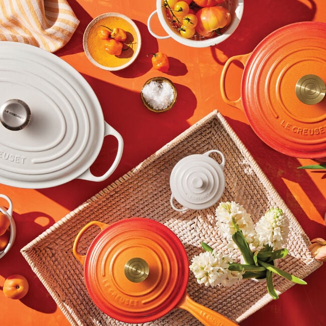 Load image into Gallery viewer, Le Creuset Signature Round Saucepan Flamme Dorée with Crucible Knob
