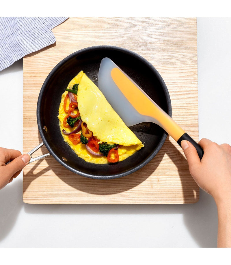 Load image into Gallery viewer, OXO Flip &amp; Fold Omelet Turner
