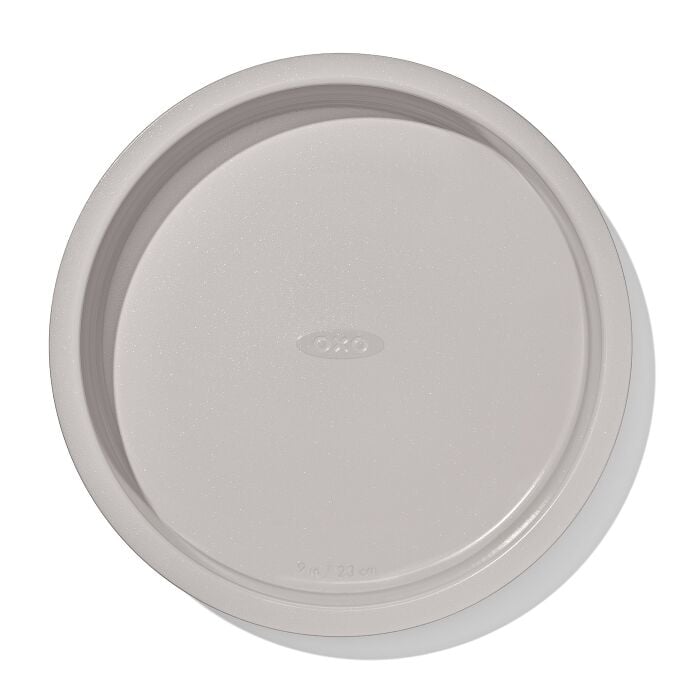 Load image into Gallery viewer, OXO Non-Stick Pro Ceramic Coated Metal Bakeware 9” Round Cake Pan
