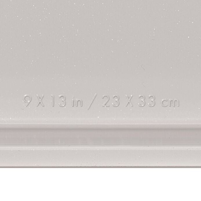 Load image into Gallery viewer, OXO Non-Stick Pro Ceramic Coated Metal Bakeware 9” x 13” Cake Pan
