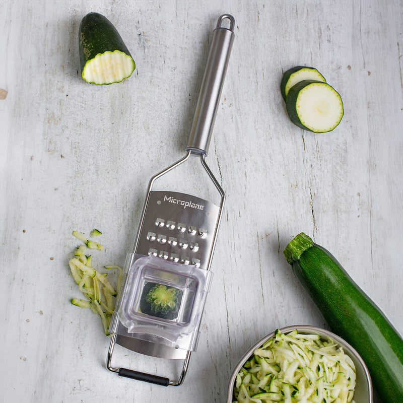 Load image into Gallery viewer, Microplane® Professional Series 2.0 Extra Coarse Grater

