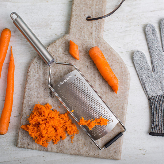 Microplane® Professional Series 2.0 Fine Grater