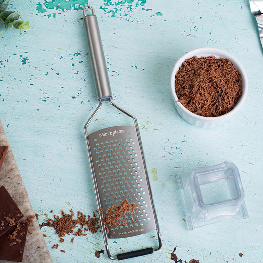 Microplane® Professional Series 2.0 Coarse Grater