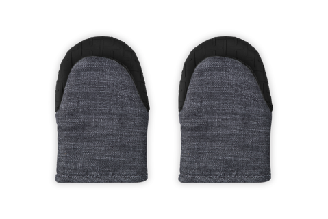 Load image into Gallery viewer, Le Creuset Set of 2 Mini Oven Mitts 8 in.
