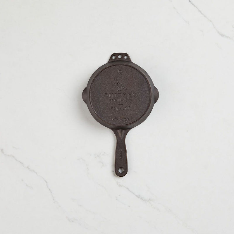 Load image into Gallery viewer, Smithey Ironware No. 6 Skillet
