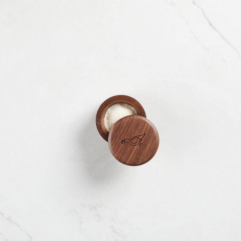 Load image into Gallery viewer, Smithey Ironware Salt Keeper
