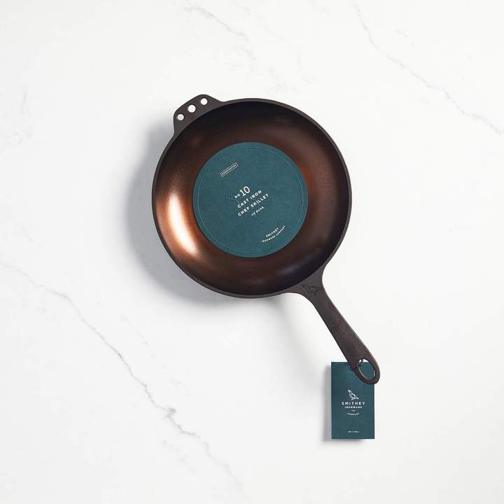 Load image into Gallery viewer, Smithey Ironware No. 10 Cast Iron Chef Skillet
