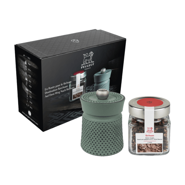 Load image into Gallery viewer, Peugeot Bali Fonte Cast-Iron Pepper Mill
