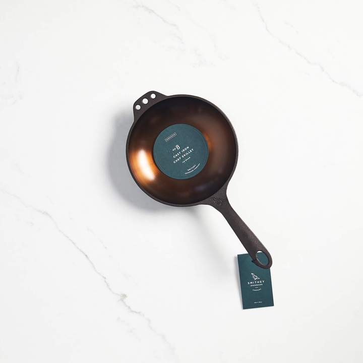 Load image into Gallery viewer, Smithey Ironware No. 8 Cast Iron Chef Skillet
