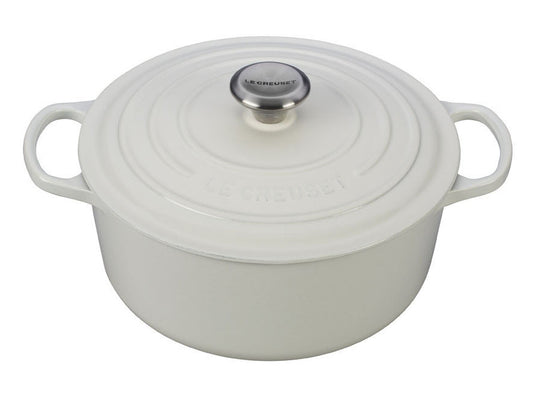 Le Creuset Round Dutch Oven 5 1/2 qt.
