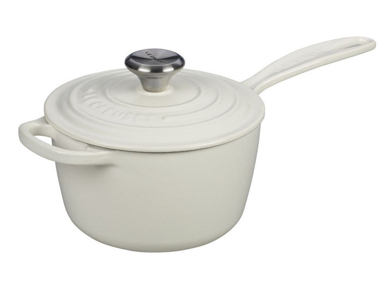 Load image into Gallery viewer, Le Creuset Signature Saucepan 1 3/4 qt.

