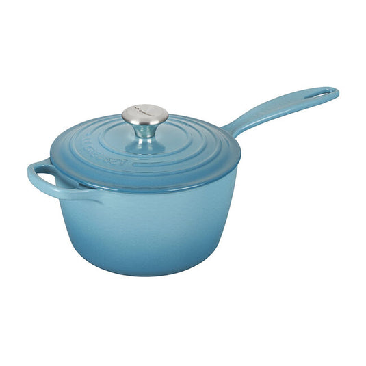 Le Creuset Signature Saucepan 2 1/4 qt.