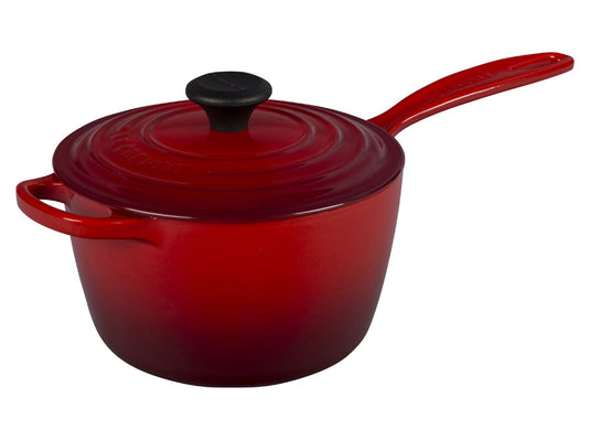 Le Creuset Signature Saucepan 2 1/4 qt.