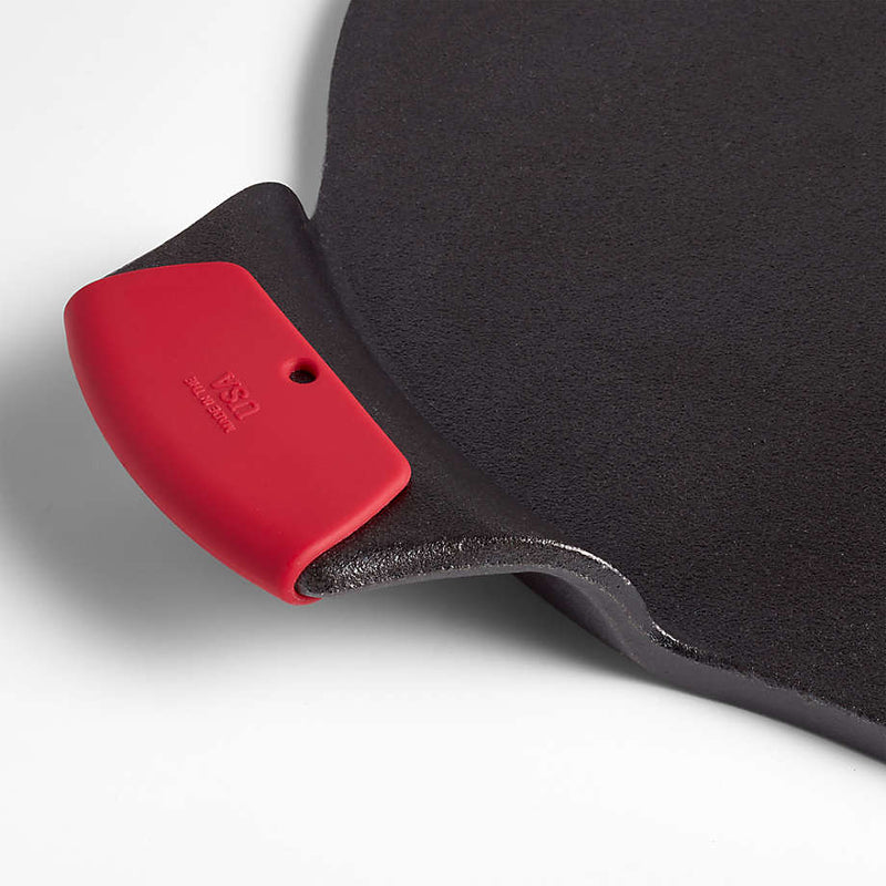 Load image into Gallery viewer, Lodge 15" Pizza Pan w/ Silicone Grip

