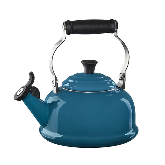 Le Creuset Classic Whistling Kettle