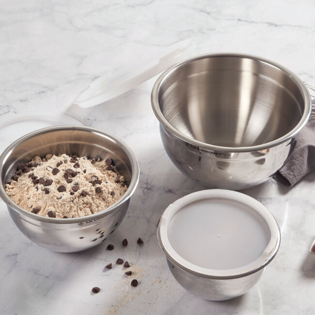 Load image into Gallery viewer, Le Creuset Stainless Steel Mixing Bowls with Lids, Set of 3
