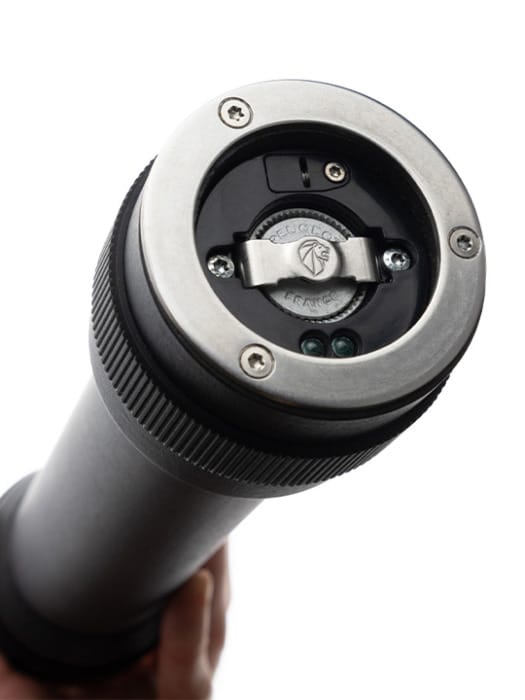 Load image into Gallery viewer, Peugeot BBQ Pepper Mill
