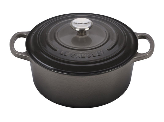 Le Creuset Round Dutch Oven 3 1/2 qt.