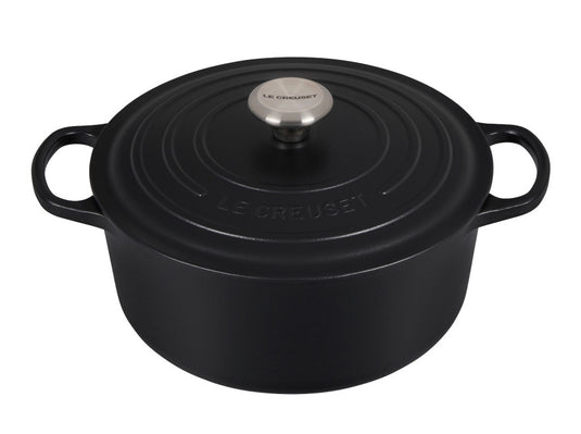 Le Creuset Round Dutch Oven 5 1/2 qt.