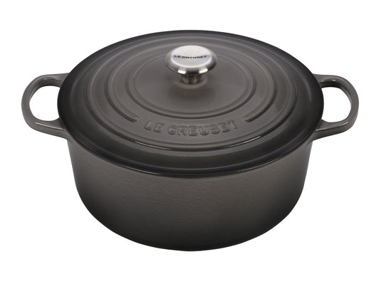 Le Creuset Round Dutch Oven 7 1/4 qt.