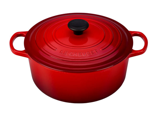 Le Creuset Round Dutch Oven 7 1/4 qt.