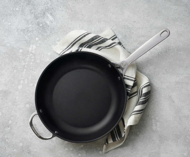 Load image into Gallery viewer, Le Creuset Toughened Nonstick PRO Deep Fry Pan 11"
